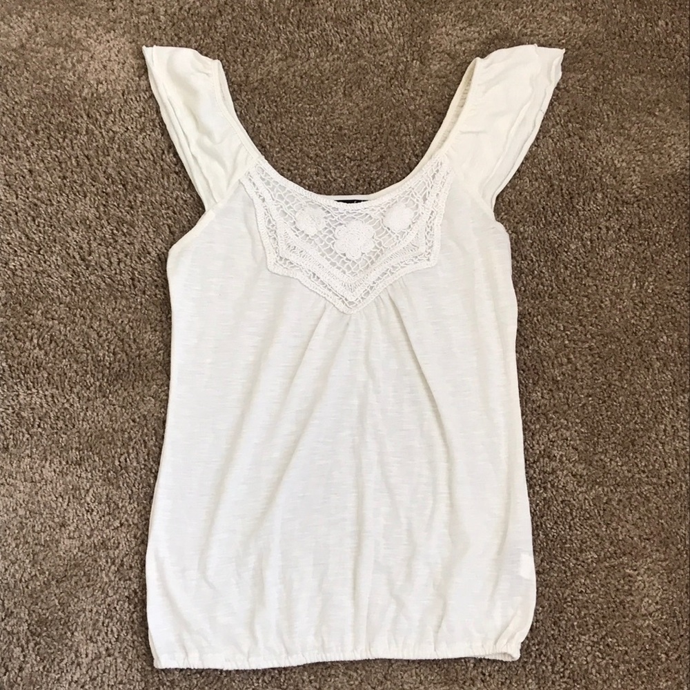 Women’s cream top